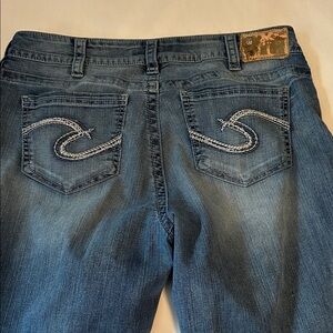 Silver Jeans Suki Women's Boot Cut in Classic Blue 32x29